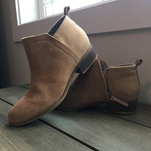 TOMS Brand Deia Ankle Boots